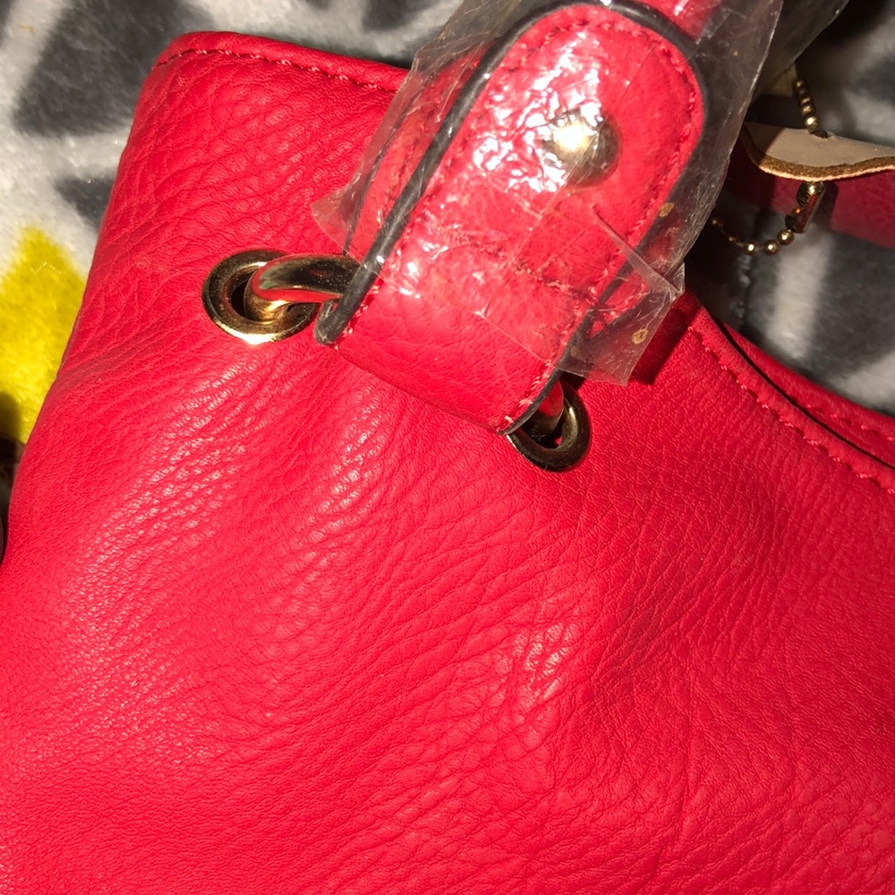 Handbag - Picture 7 of 8